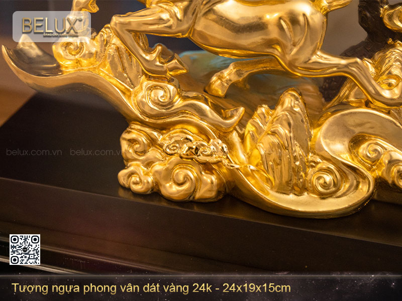 Tượng Ngựa Phong Vân dát vàng 24k 24x19x15cm
